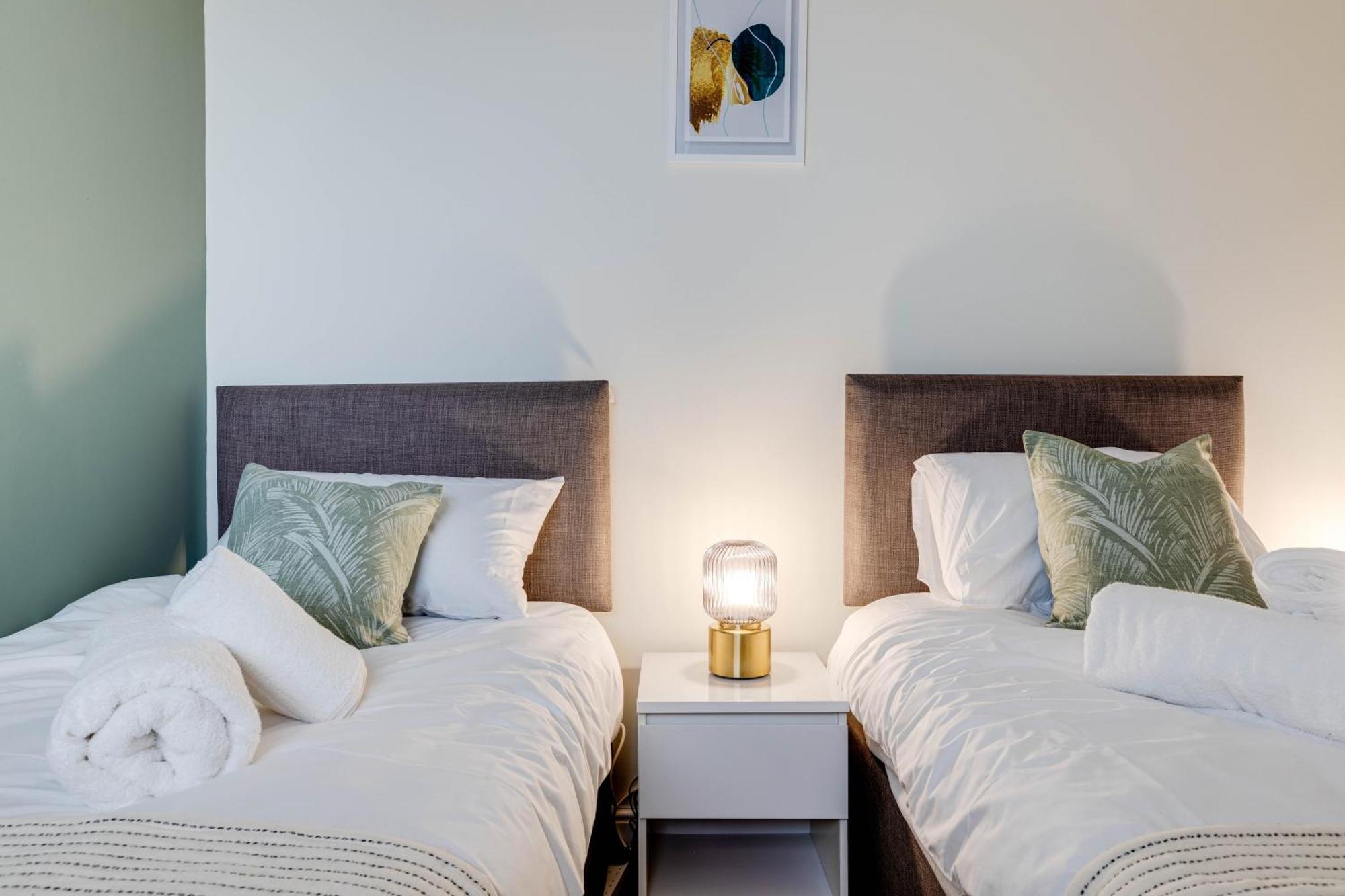 Esplanade Garden Apartment スカーバラ エクステリア 写真