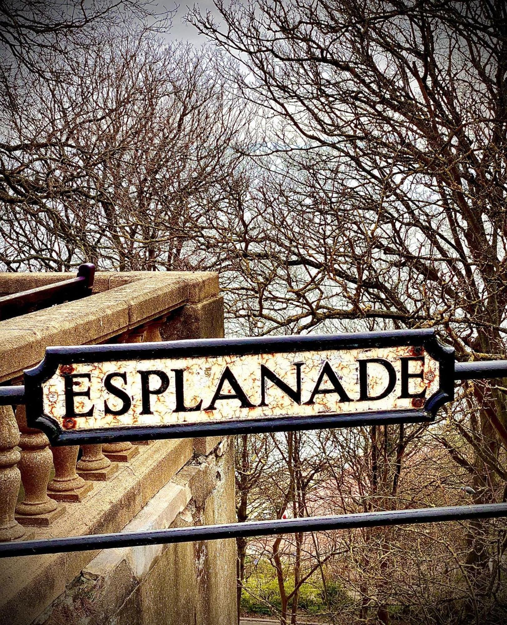 Esplanade Garden Apartment スカーバラ エクステリア 写真